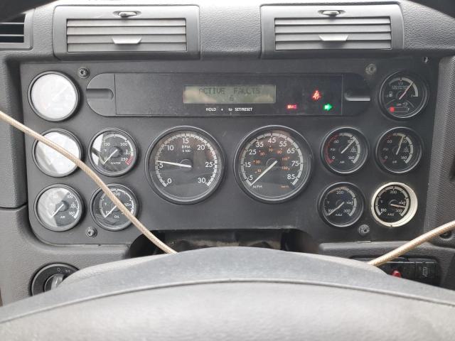 1FUJGHDV0DSBL2332 - 2013 FREIGHTLINER CASCADIA 1 Սև լուսանկար 8