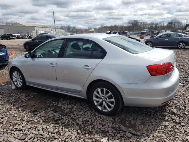 3VWDP7AJ2CM370586 - 2012 VOLKSWAGEN JETTA SE SILVER photo 2