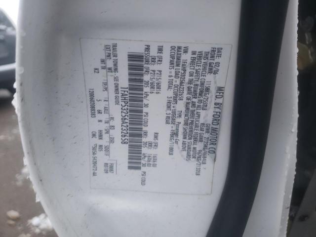 1FAHP53256A232658 - 2006 FORD TAURUS SE WHITE photo 12