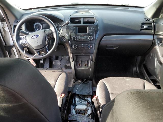 1FM5K8AR2JGA83110 - 2018 FORD EXPLORER POLICE INTERCEPTOR WHITE photo 8