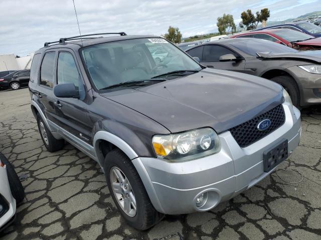 1FMCU96H15KD76765 - 2005 FORD ESCAPE HEV GRAY photo 4