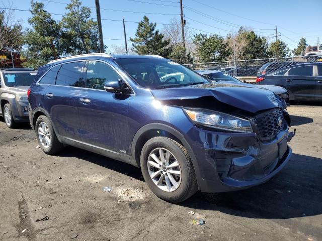 5XYPGDA30KG551021 - 2019 KIA SORENTO L BLUE photo 4