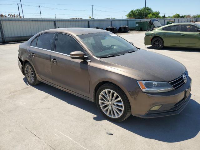 3VWD17AJ8FM204398 - 2015 VOLKSWAGEN JETTA SE BROWN photo 4