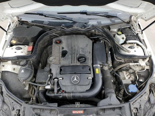 WDDGF4HB3EA948605 - 2014 MERCEDES-BENZ C 250 WHITE photo 11