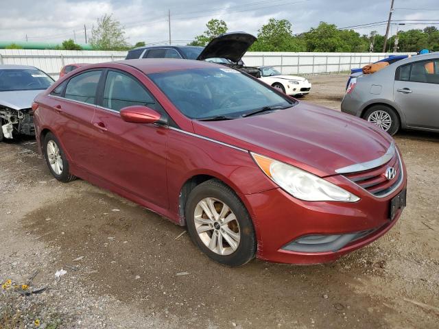 5NPEB4AC2EH863022 - 2014 HYUNDAI SONATA GLS RED photo 4