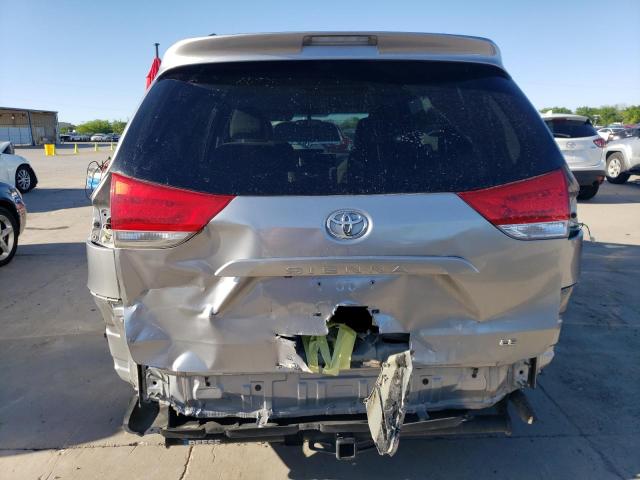 5TDKK3DC4BS025699 - 2011 TOYOTA SIENNA LE SILVER photo 6