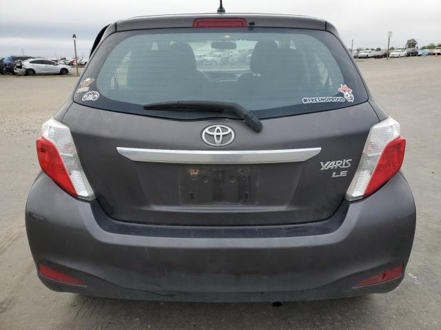 VNKKTUD39EA007338 - 2014 TOYOTA YARIS GRAY photo 6