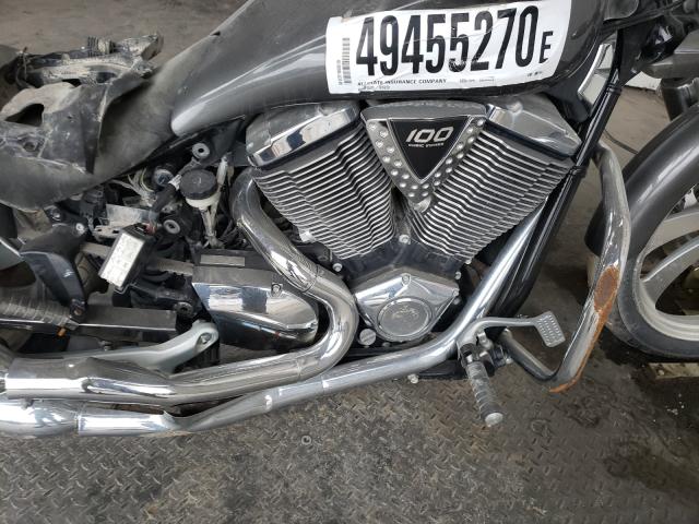 5VPGB26D783001463 - 2008 VICTORY MOTORCYCLES VEGAS შავი ფოტო 7