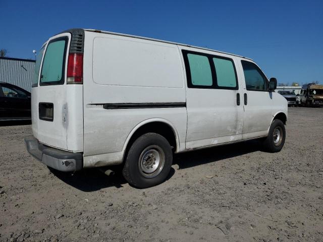 1GCGG25R9W1081838 - 1998 CHEVROLET EXPRESS G2 WHITE photo 3