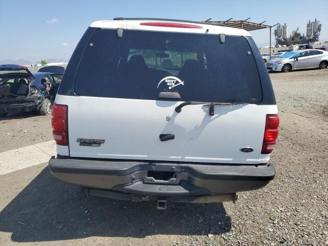 1FMPU16L62LA66740 - 2002 FORD EXPEDITION XLT WHITE photo 6