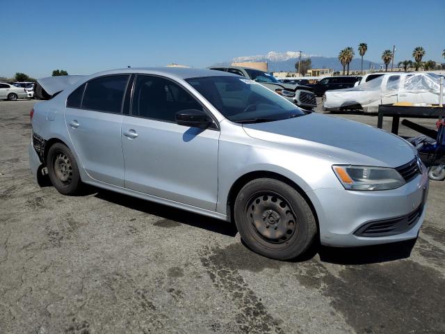 3VWLL7AJ7EM292705 - 2014 VOLKSWAGEN JETTA TDI SILVER photo 4