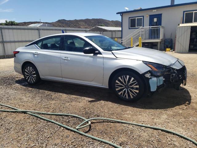 1N4BL4DV9RN338581 - 2024 NISSAN ALTIMA SV SILVER photo 4