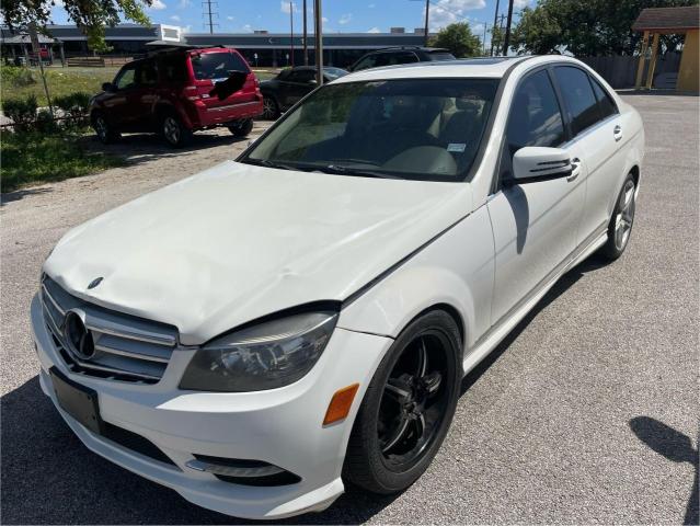 WDDGF5EB1BA477253 - 2011 MERCEDES-BENZ C 300 WHITE photo 2