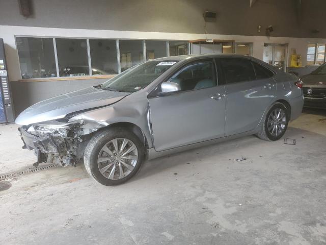4T1BF1FK7FU979132 - 2015 TOYOTA CAMRY LE SILVER photo 1