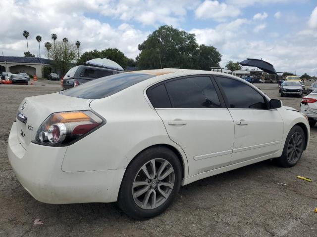 1N4AL2AP2AN463920 - 2010 NISSAN ALTIMA BASE WHITE photo 3