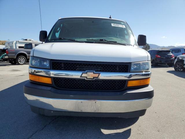 1GAZGPFG9H1174096 - 2017 CHEVROLET EXPRESS G3 LT WHITE photo 5