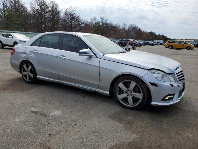 WDDHF8HB8AA146881 - 2010 MERCEDES-BENZ E 350 4MATIC GRAY photo 4