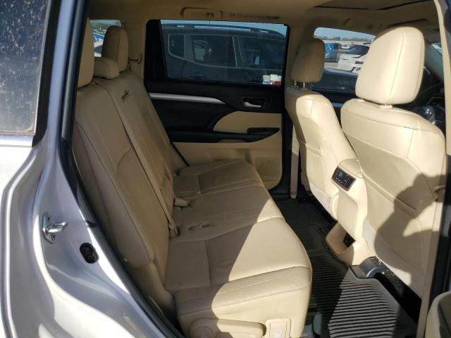 5TDKKRFH8FS099015 - 2015 TOYOTA HIGHLANDER XLE 白色 照片 11