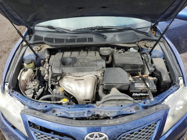 4T1BF3EK9BU769316 - 2011 TOYOTA CAMRY BASE BLUE photo 11