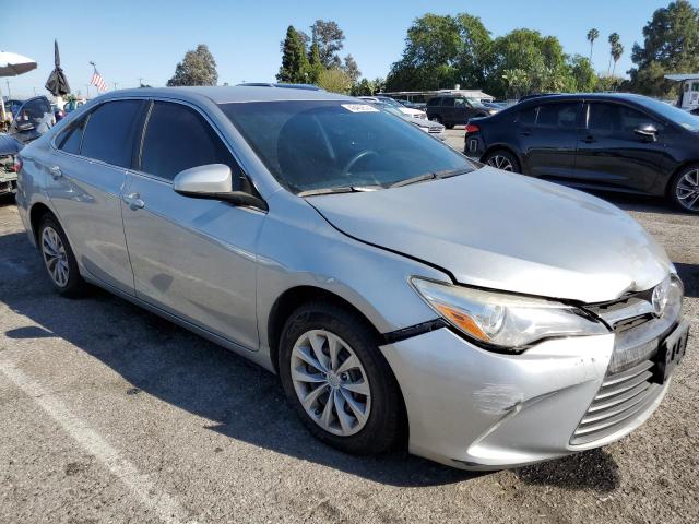 4T4BF1FK5GR538400 - 2016 TOYOTA CAMRY LE SILVER photo 4