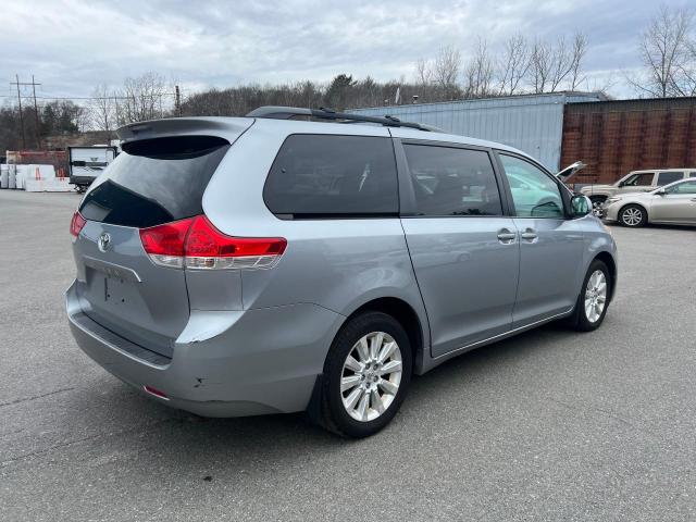 5TDJK3DCXBS013973 - 2011 TOYOTA SIENNA LE SILVER photo 4