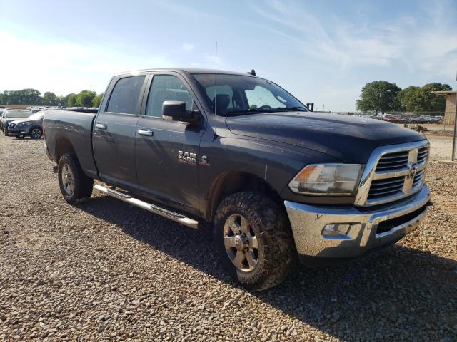 3C6UR5DL6FG521292 - 2015 RAM 2500 SLT შავი ფოტო 4