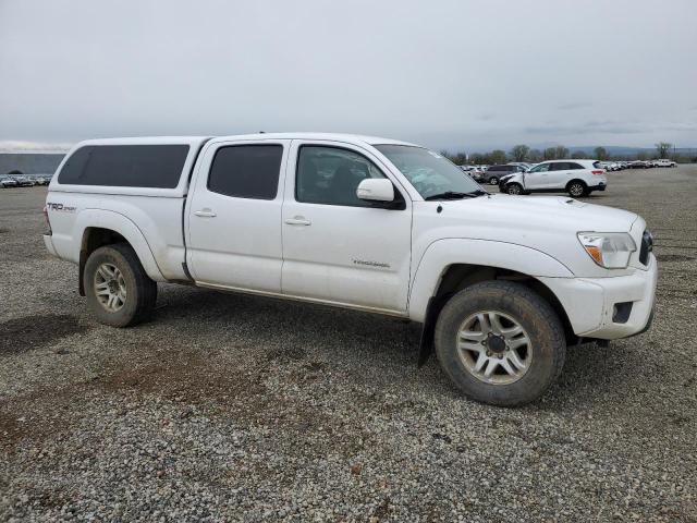 3TMMU4FN4FM074267 - 2015 TOYOTA TACOMA DOUBLE CAB LONG BED WHITE photo 4