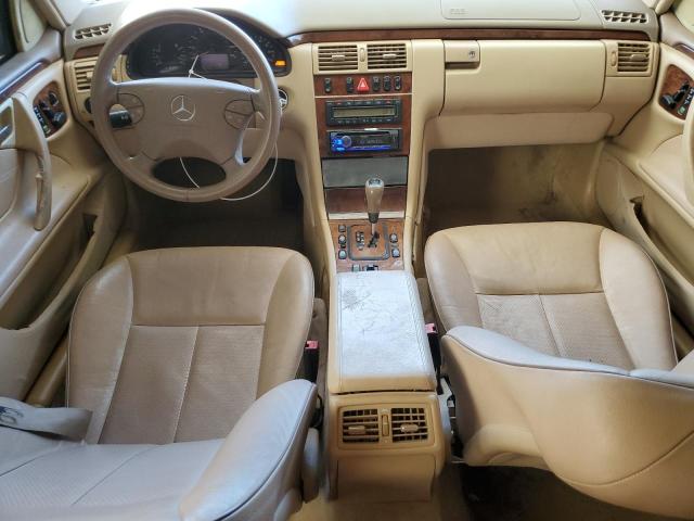 WDBJF65J5YB029046 - 2000 MERCEDES-BENZ E 320 BEIGE photo 8