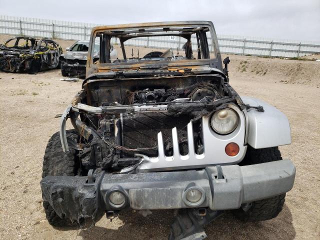 1J8GA39179L760892 - 2009 JEEP WRANGLER U X SILVER photo 5