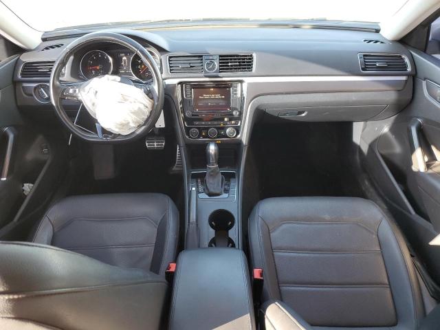 1VWDT7A39HC008583 - 2017 VOLKSWAGEN PASSAT R-LINE Silber Foto 8