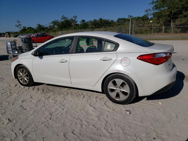 KNAFX4A68G5480699 - 2016 KIA FORTE LX WHITE photo 2