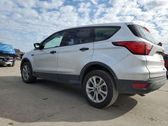 1FMCU0F76KUB26490 - 2019 FORD ESCAPE S SILVER photo 2