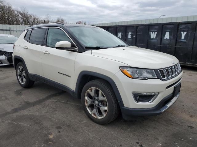 3C4NJDCBXHT671861 - 2017 JEEP COMPASS LIMITED WHITE photo 4