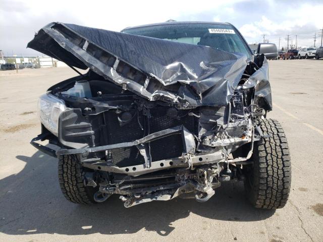 5TFUM5F18HX074174 - 2017 TOYOTA TUNDRA DOUBLE CAB SR/SR5 BLACK photo 5