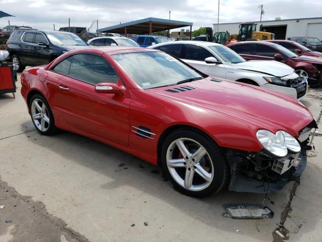 WDBSK75F65F093330 - 2005 MERCEDES-BENZ SL 500 RED photo 4