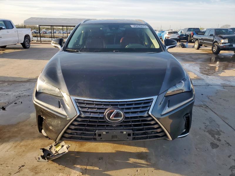 JTJGARBZ2M2187826 - 2021 LEXUS NX 300 BASE შავი ფოტო 5