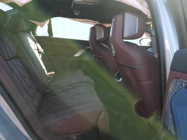 WBY53EJ06RCT12598 - 2024 BMW I7 XDRIVE60 SILVER photo 10