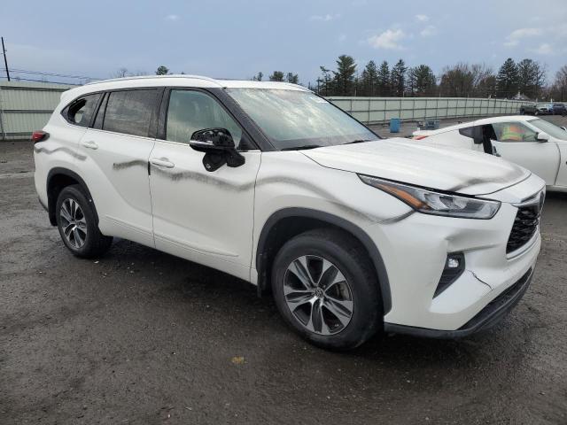 5TDHZRBH9LS502636 - 2020 TOYOTA HIGHLANDER XLE 白色 照片 4