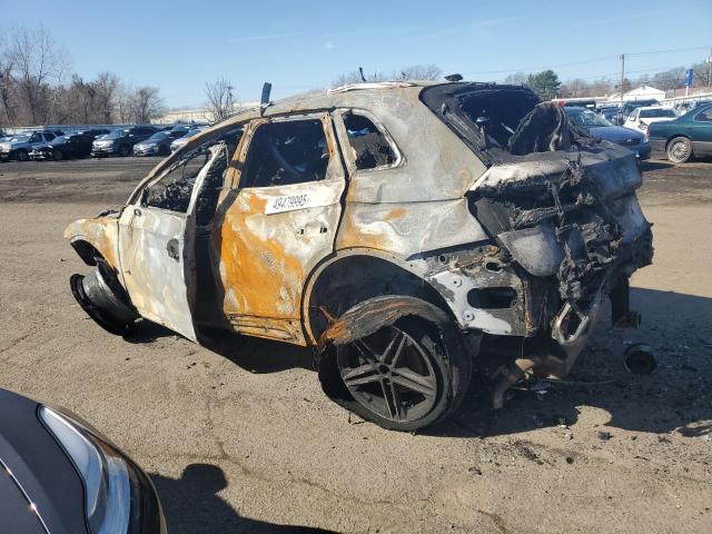 WA1C4AFY4K2001951 - 2019 AUDI SQ5 PRESTIGE BURN photo 2