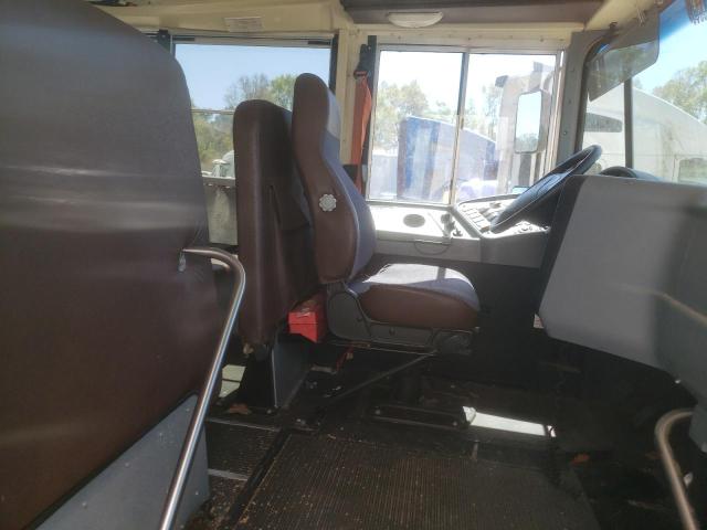 4DRBUSKL5FB140103 - 2015 IC CORPORATION 3000 CE YELLOW photo 5