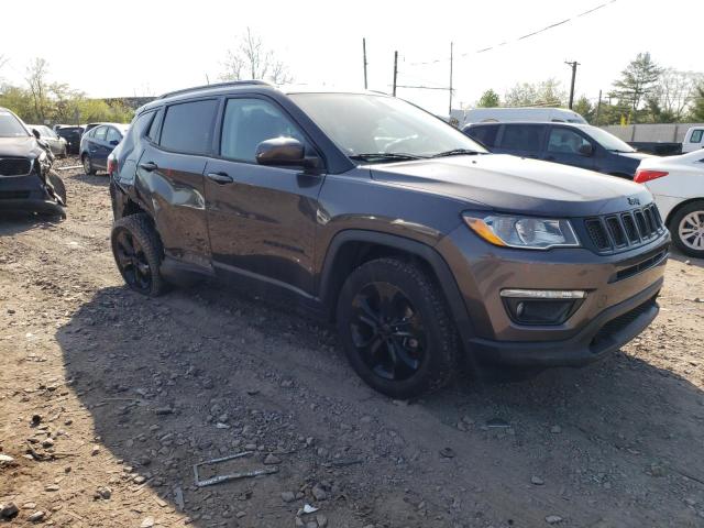 3C4NJDBBXJT479038 - 2018 JEEP COMPASS LATITUDE BLACK photo 4