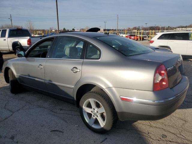 WVWRH63B64P153379 - 2004 VOLKSWAGEN PASSAT GLX ნაცრისფერი ფოტო 2