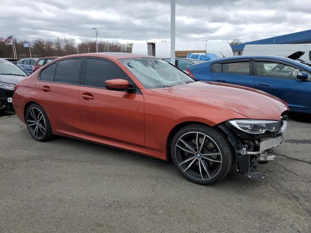 3MW5R7J08L8B26469 - 2020 BMW 330XI ORANGE photo 4