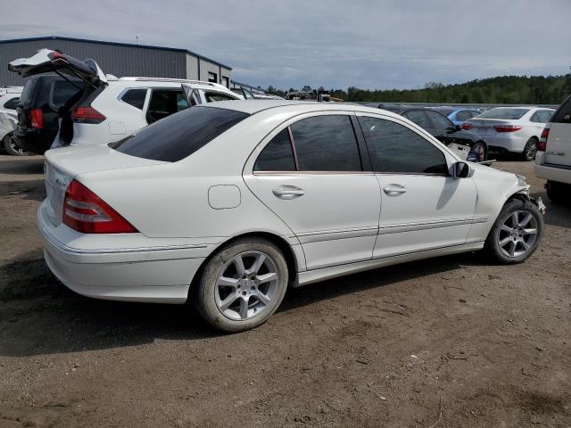 WDBRF92H37F899486 - 2007 MERCEDES-BENZ C 280 4MATIC WHITE photo 3