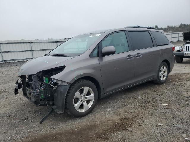 2015 TOYOTA SIENNA LE, 