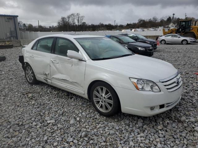 4T1BK36BX6U118048 - 2006 TOYOTA AVALON XL WHITE photo 4