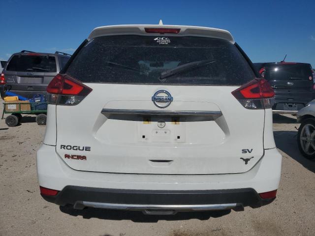 KNMAT2MTXHP597270 - 2017 NISSAN ROGUE S WHITE photo 6