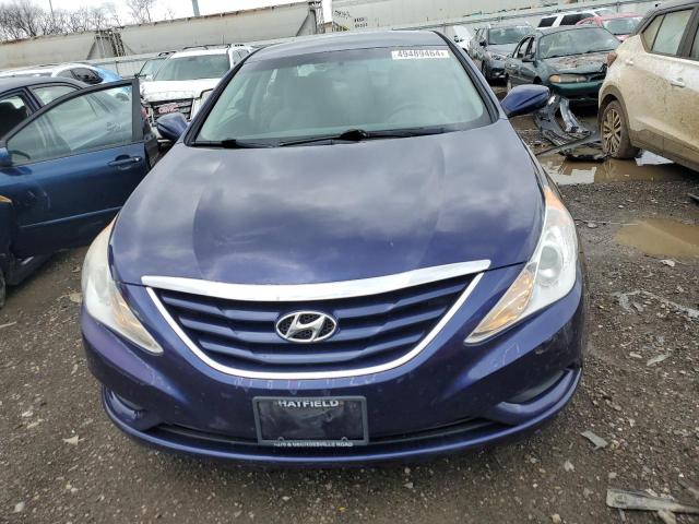 5NPEB4AC8DH709591 - 2013 HYUNDAI SONATA GLS BLUE photo 5