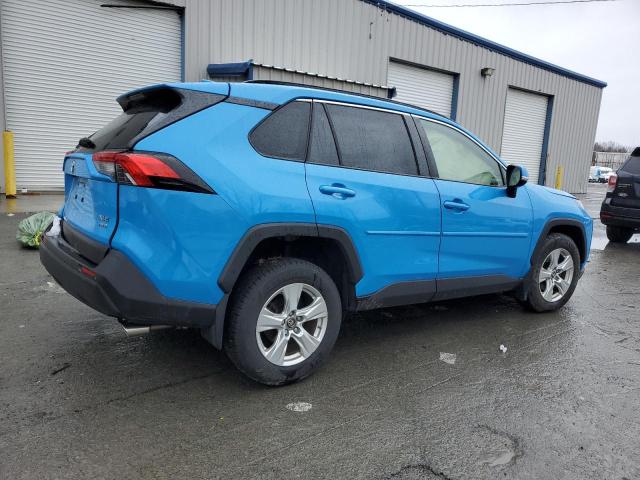 JTMP1RFV7KJ013215 - 2019 TOYOTA RAV4 XLE BLUE photo 3