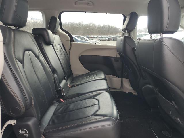 2C4RC1BG9HR734085 - 2017 CHRYSLER PACIFICA TOURING L BLACK photo 11